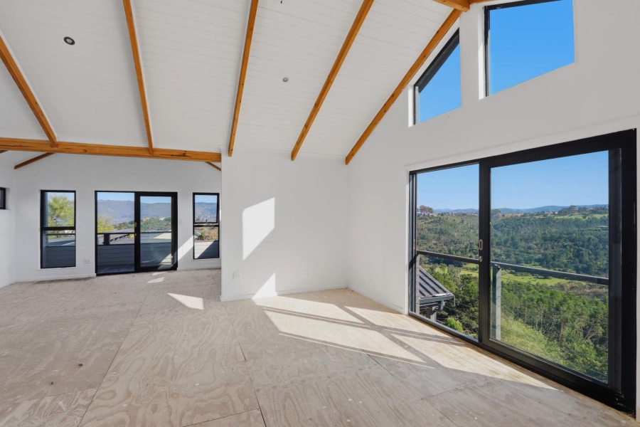 4 Bedroom Property for Sale in Knysna Heights Western Cape